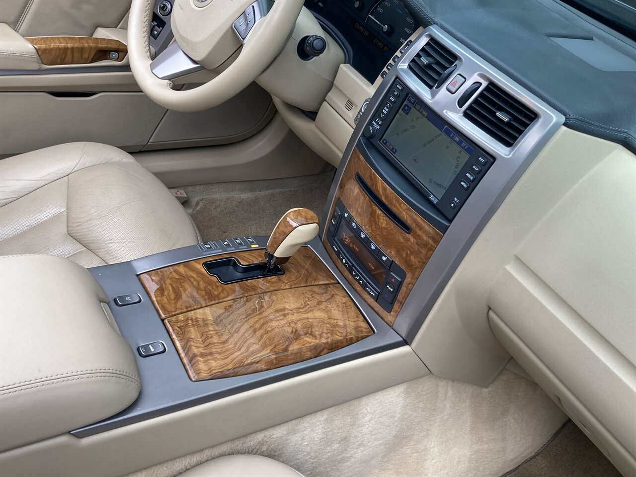 2009 Cadillac XLR Platinum   - Photo 27 - Stuart, FL 34997