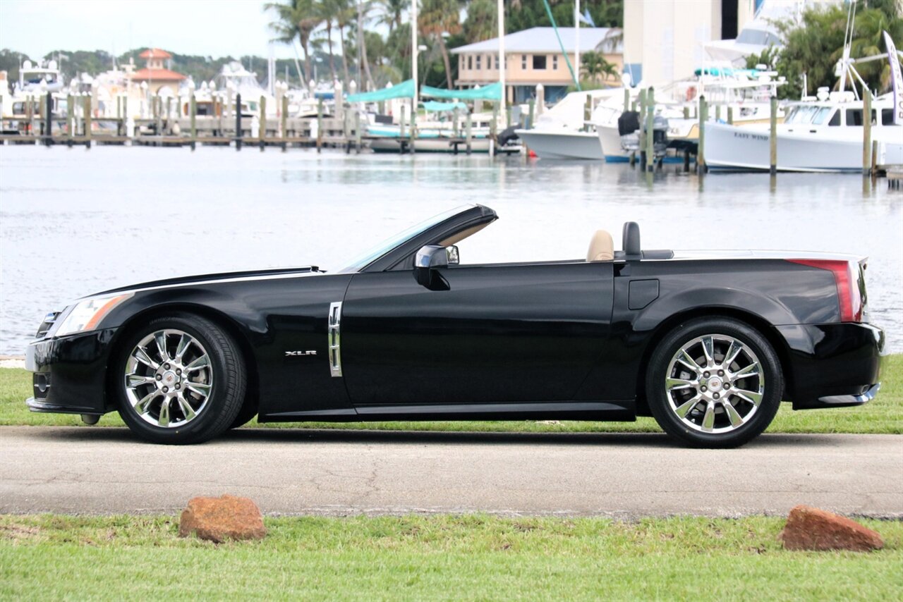 2009 Cadillac XLR Platinum   - Photo 6 - Stuart, FL 34997