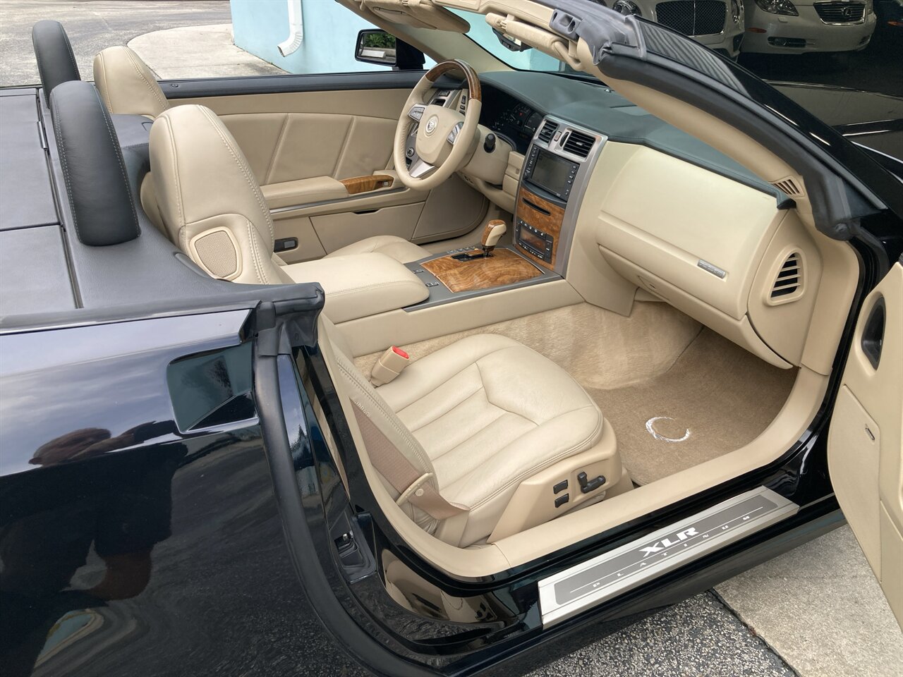 2009 Cadillac XLR Platinum   - Photo 17 - Stuart, FL 34997