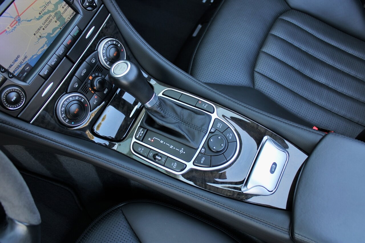 2007 Mercedes-Benz SL 55 AMG P30 AMG Performance Package   - Photo 27 - Stuart, FL 34997