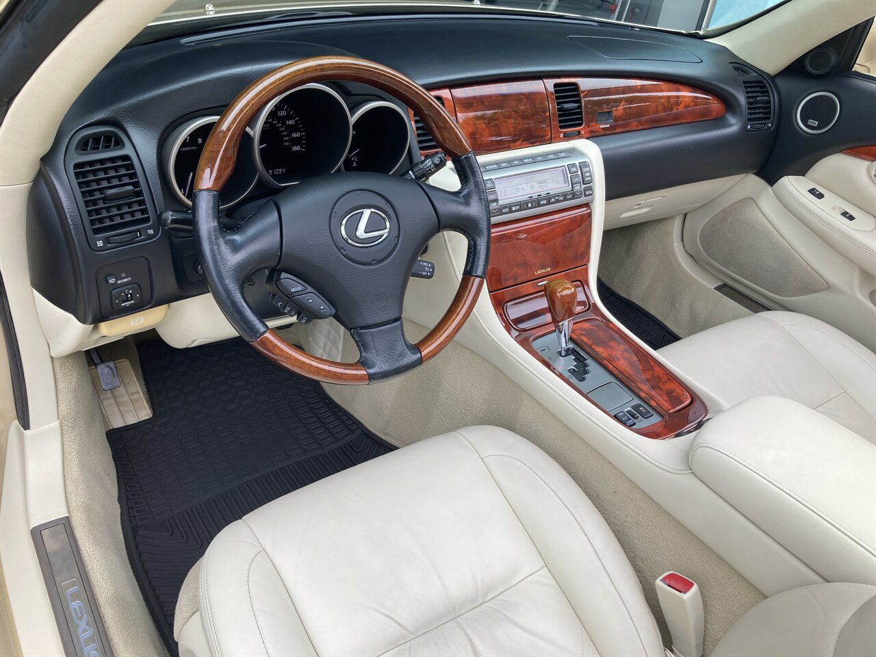 2007 Lexus SC 430   - Photo 18 - Stuart, FL 34997