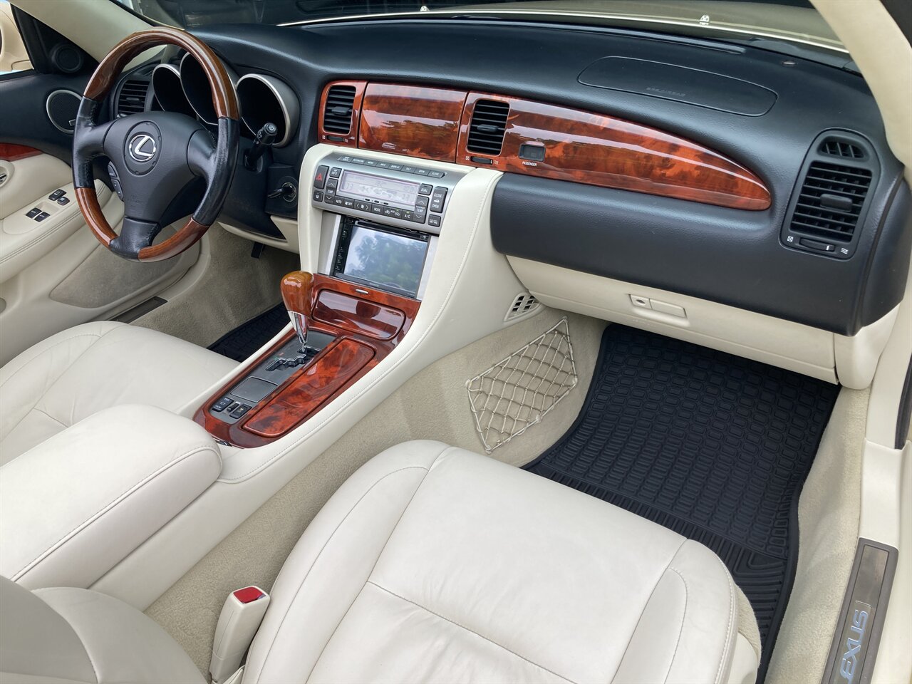 2007 Lexus SC 430   - Photo 19 - Stuart, FL 34997