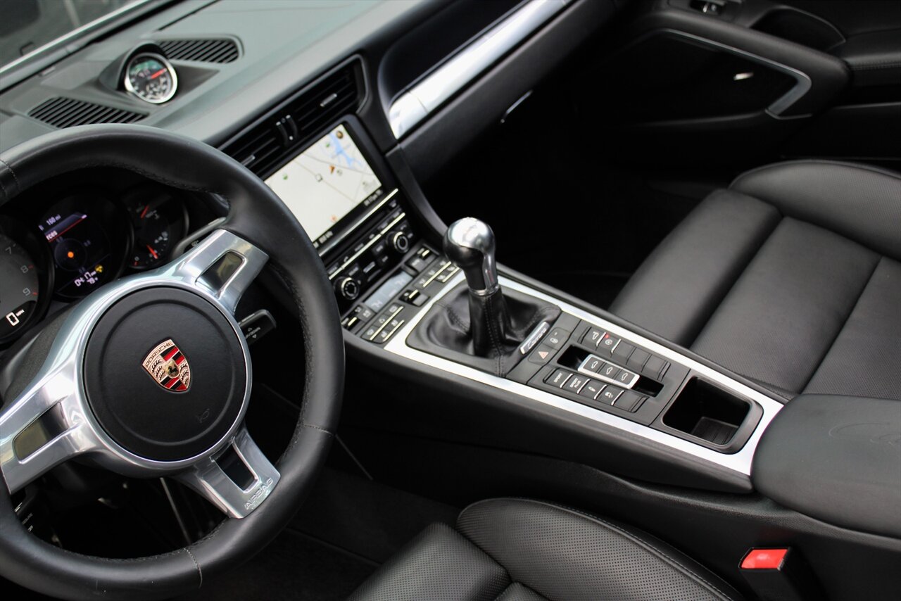 2012 Porsche 911 Carrera S   - Photo 18 - Stuart, FL 34997