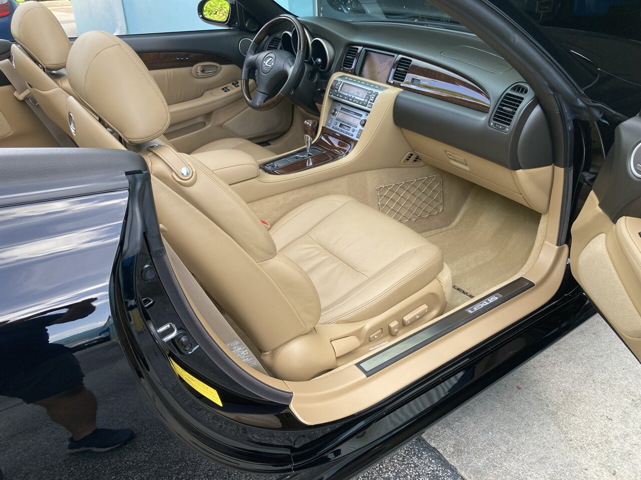 2008 Lexus SC 430   - Photo 18 - Stuart, FL 34997