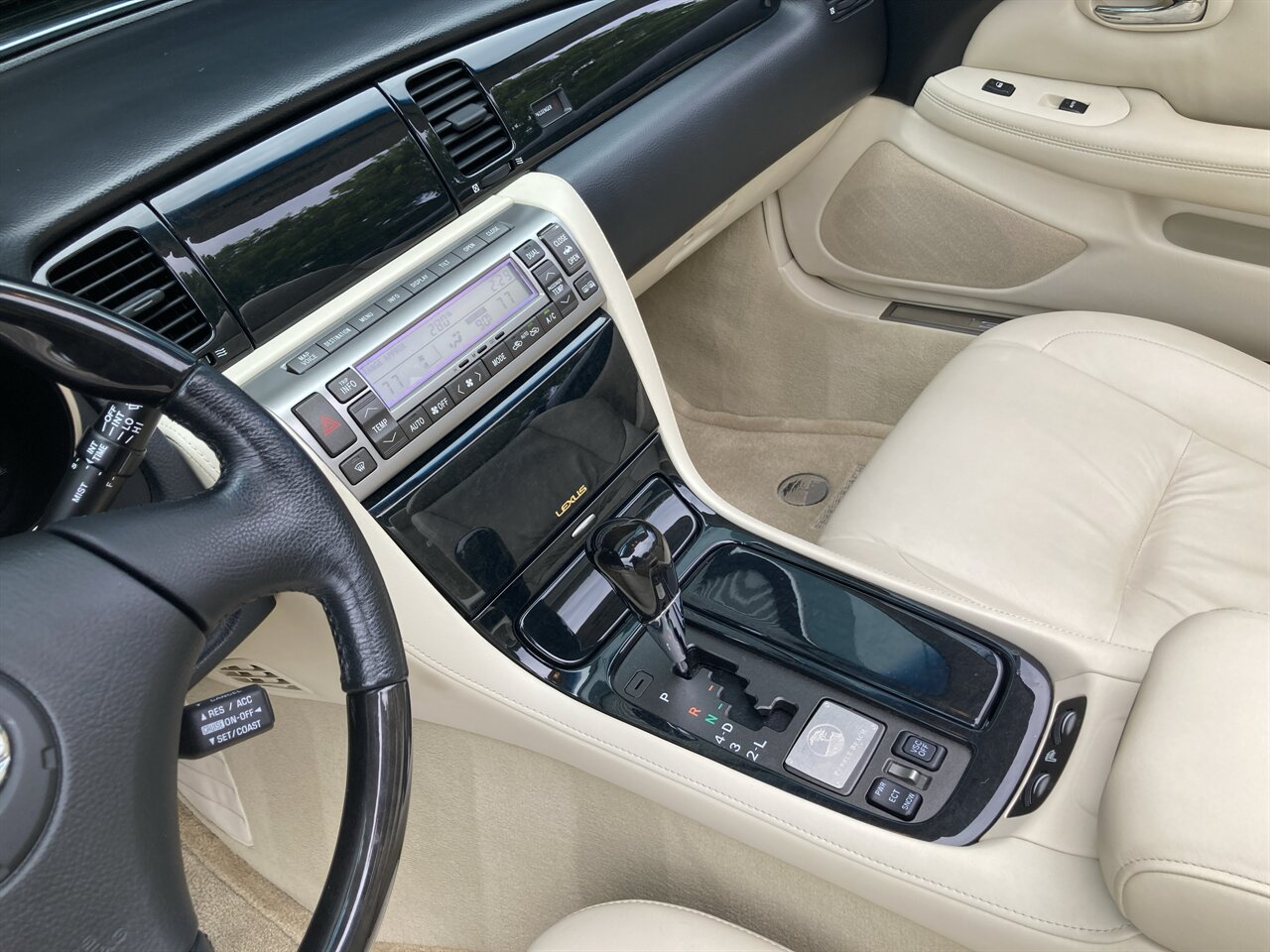 2004 Lexus SC 430 Pebble Beach Edition   - Photo 23 - Stuart, FL 34997