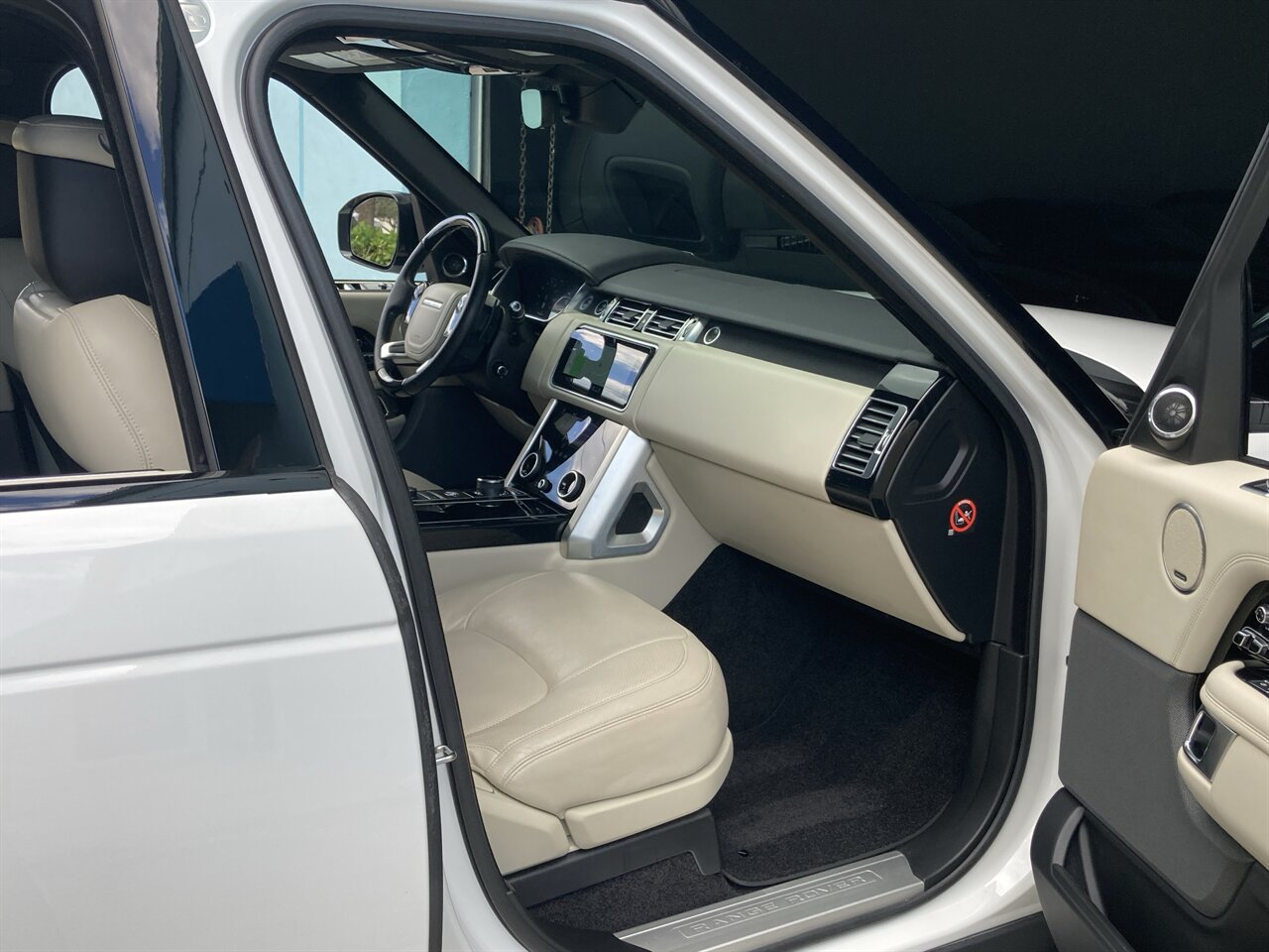 2019 Land Rover Range Rover Supercharged   - Photo 21 - Stuart, FL 34997