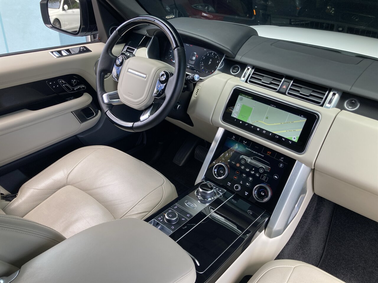 2019 Land Rover Range Rover Supercharged   - Photo 2 - Stuart, FL 34997