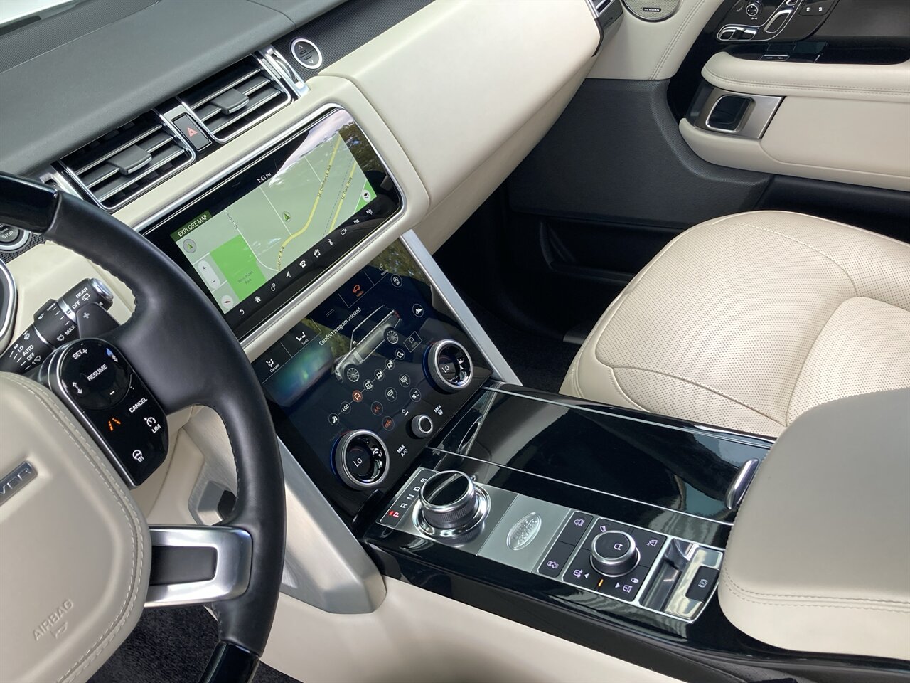 2019 Land Rover Range Rover Supercharged   - Photo 26 - Stuart, FL 34997