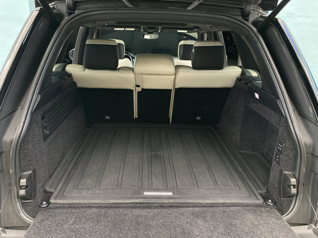 2019 Land Rover Range Rover Supercharged   - Photo 38 - Stuart, FL 34997