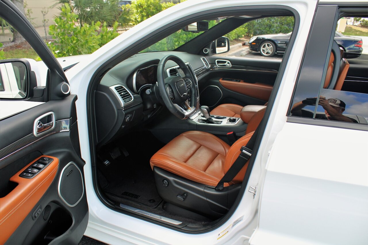 2016 Jeep Grand Cherokee SRT   - Photo 15 - Stuart, FL 34997