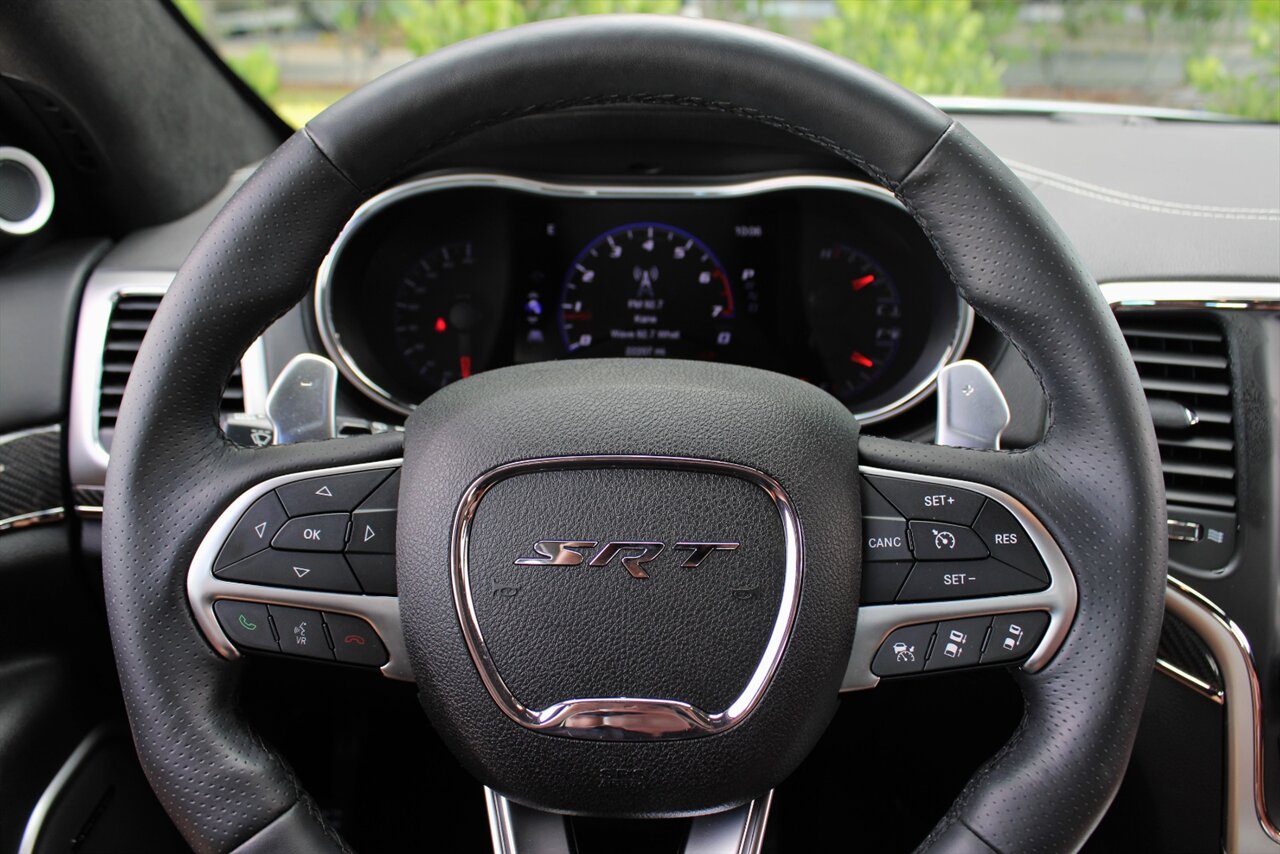 2016 Jeep Grand Cherokee SRT   - Photo 29 - Stuart, FL 34997