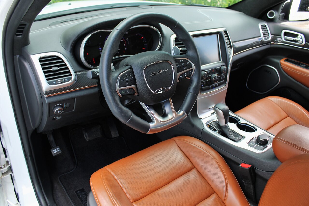 2016 Jeep Grand Cherokee SRT   - Photo 26 - Stuart, FL 34997