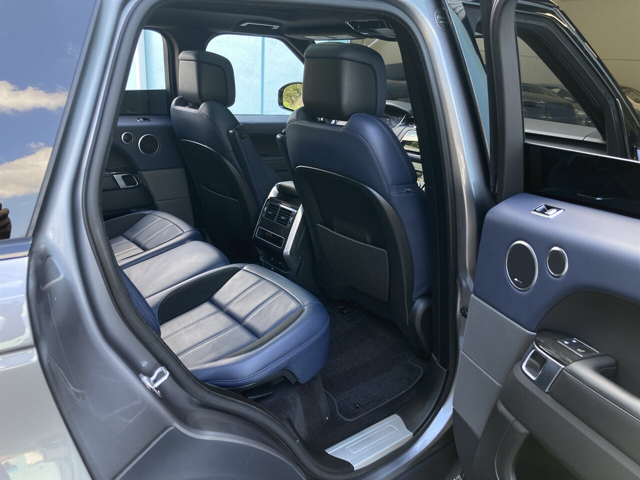 2021 Land Rover Range Rover Sport P525 HSE Dynamic   - Photo 19 - Stuart, FL 34997