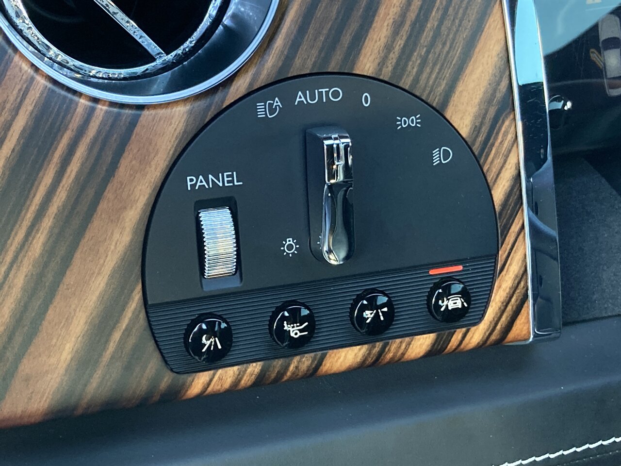 2016 Rolls-Royce Wraith   - Photo 23 - Stuart, FL 34997