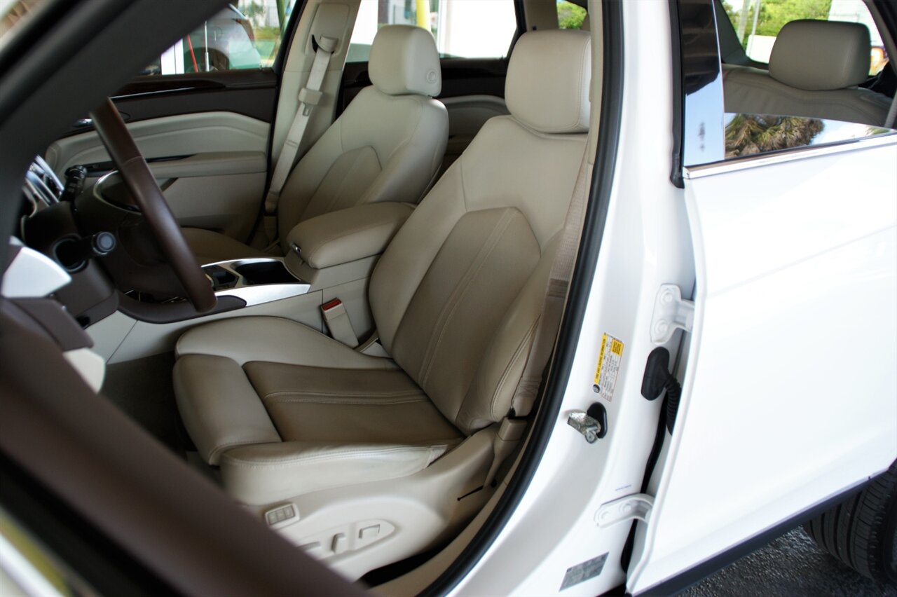 2015 Cadillac SRX Luxury Collection   - Photo 17 - Stuart, FL 34997