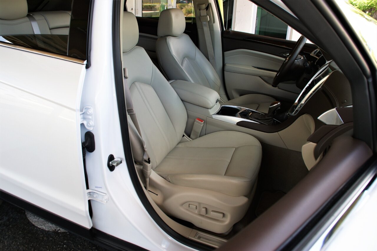 2015 Cadillac SRX Luxury Collection   - Photo 22 - Stuart, FL 34997