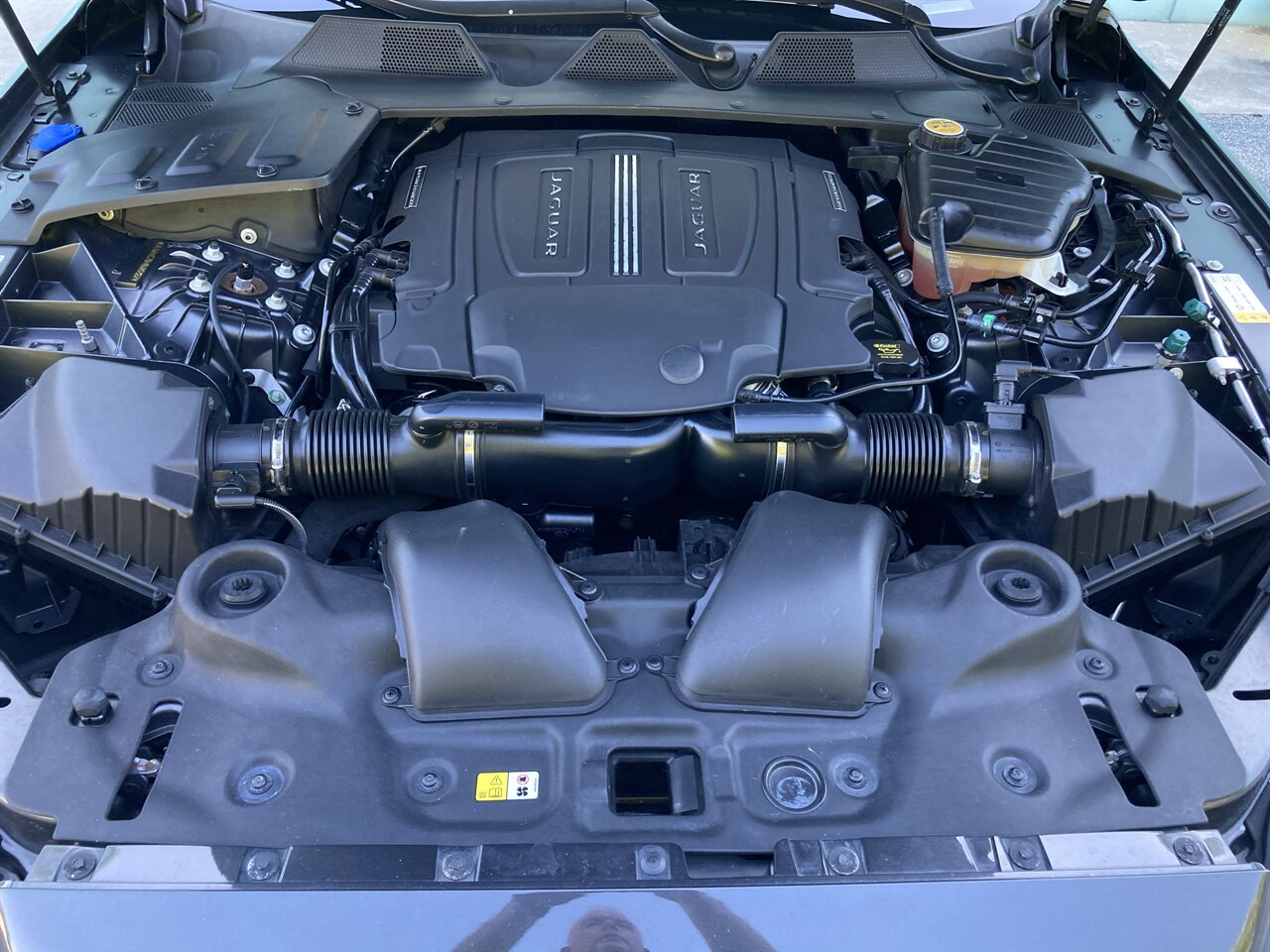 2017 Jaguar XJ R-Sport - Photo 39 - Stuart, FL 34997