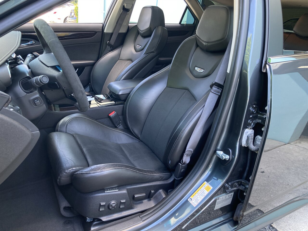 2012 Cadillac CTS-V   - Photo 16 - Stuart, FL 34997