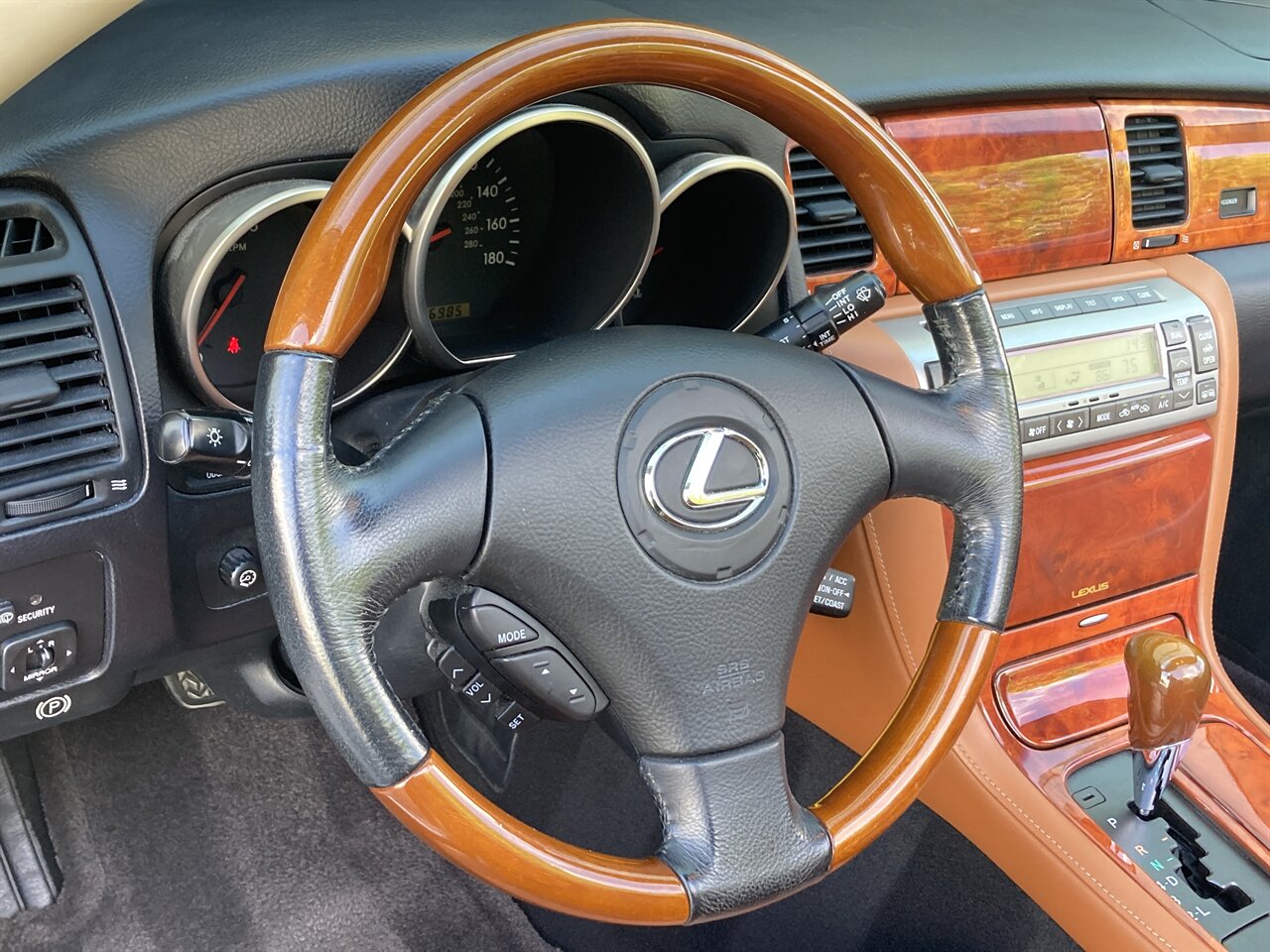 2005 Lexus SC 430   - Photo 20 - Stuart, FL 34997