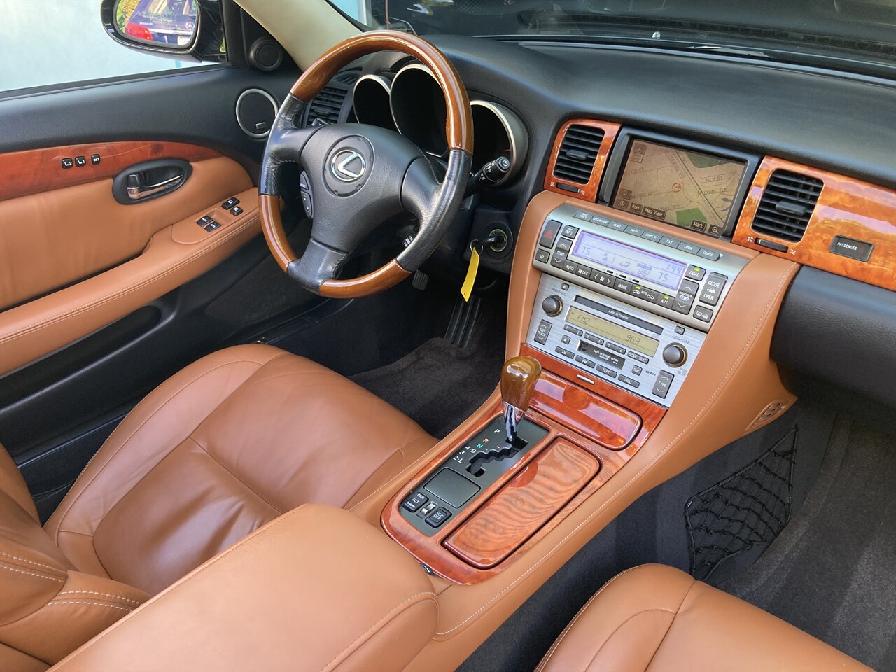 2005 Lexus SC 430   - Photo 2 - Stuart, FL 34997
