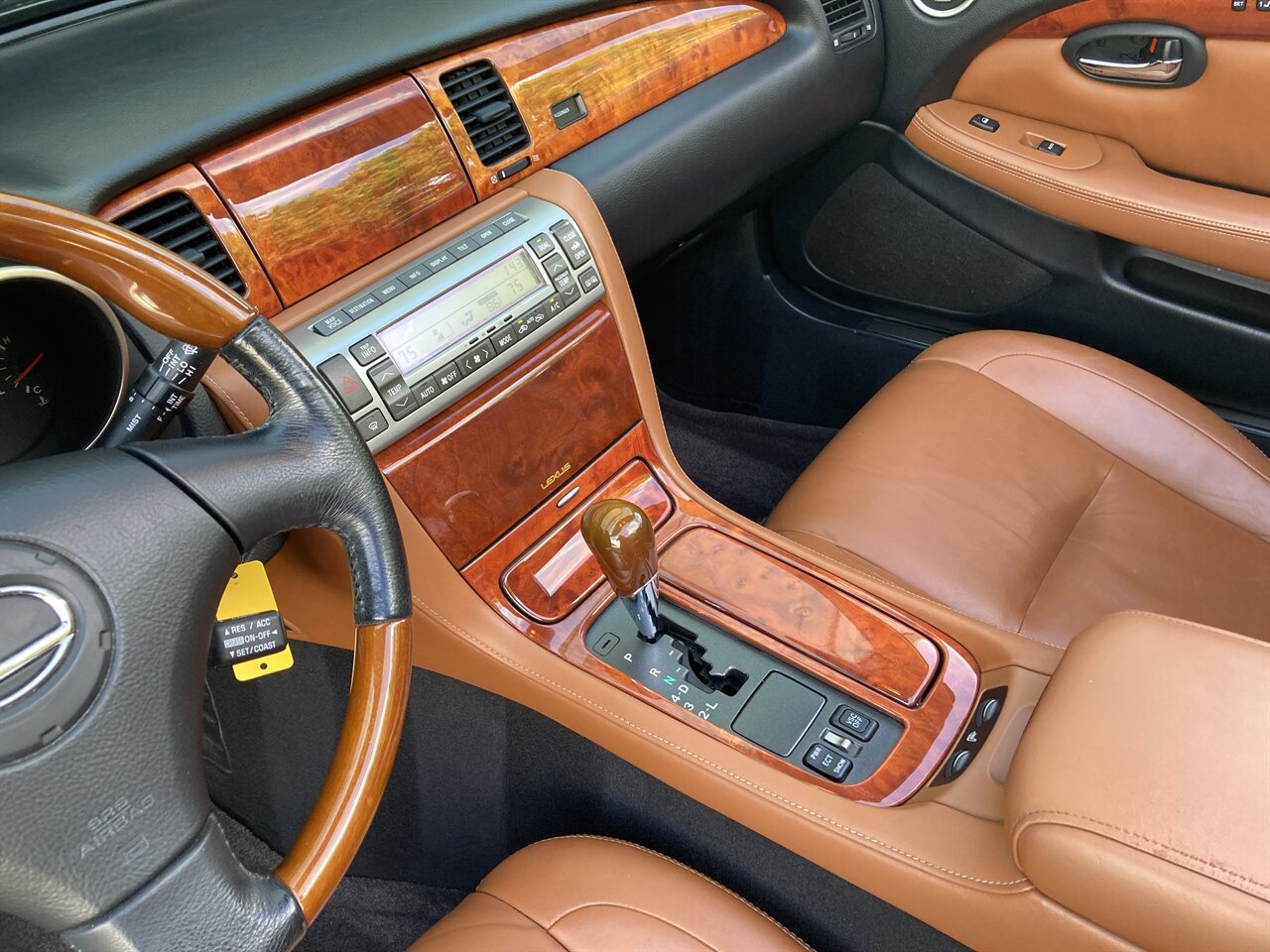 2005 Lexus SC 430   - Photo 23 - Stuart, FL 34997