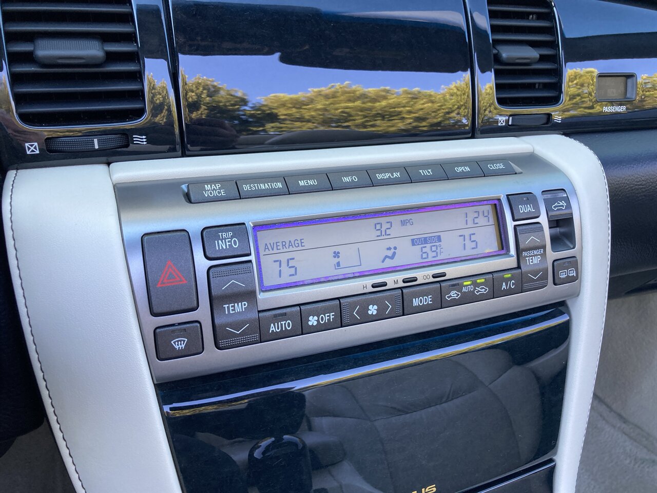 2009 Lexus SC 430 - Photo 26 - Stuart, FL 34997