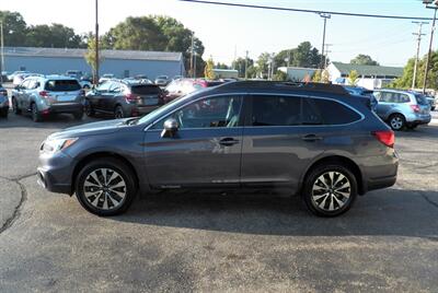 2016 Subaru Outback 3.6R Limited  AWD - Photo 6 - Mishawaka, IN 46545