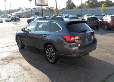 2016 Subaru Outback 3.6R Limited  AWD - Photo 5 - Mishawaka, IN 46545