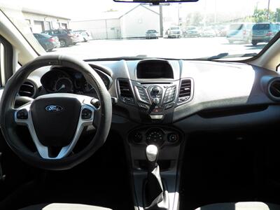 2015 Ford Fiesta S   - Photo 15 - Mishawaka, IN 46545