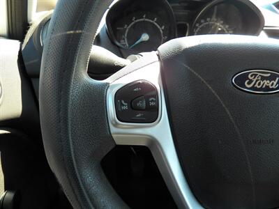 2015 Ford Fiesta S   - Photo 26 - Mishawaka, IN 46545