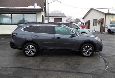 2020 Subaru Outback Limited AWD - Photo 2 - Mishawaka, IN 46545
