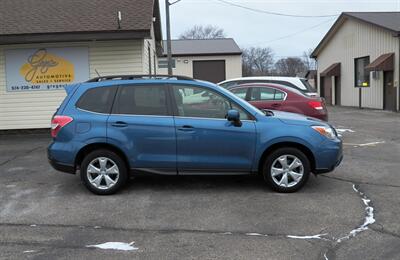 2015 Subaru Forester 2.5i Limited  AWD - Photo 2 - Mishawaka, IN 46545