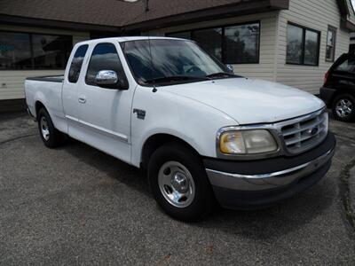 1999 Ford F-150 XL  Extended Cab Truck