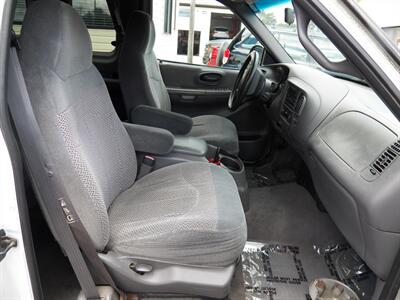 1999 Ford F-150 XL  Extended Cab - Photo 10 - Mishawaka, IN 46545
