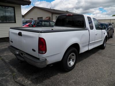 1999 Ford F-150 XL  Extended Cab - Photo 5 - Mishawaka, IN 46545