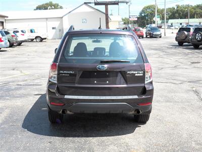 2013 Subaru Forester 2.5X  AWD - Photo 4 - Mishawaka, IN 46545