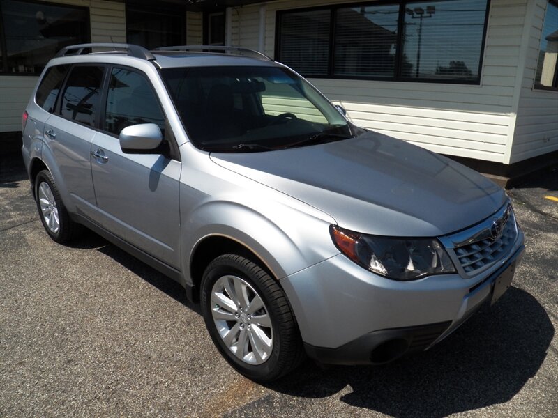 2012 Subaru Forester 2.5X Premium  AWD - Photo 1 - Mishawaka, IN 46545