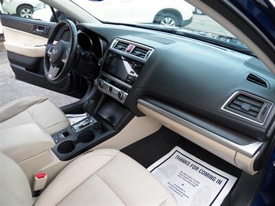 2017 Subaru Legacy 2.5i Limited AWD - Photo 16 - Mishawaka, IN 46545