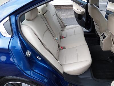 2017 Subaru Legacy 2.5i Limited AWD - Photo 13 - Mishawaka, IN 46545