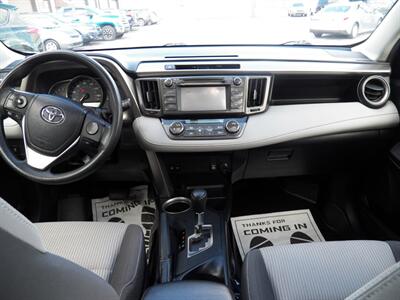 2013 Toyota RAV4 XLE AWD - Photo 14 - Mishawaka, IN 46545