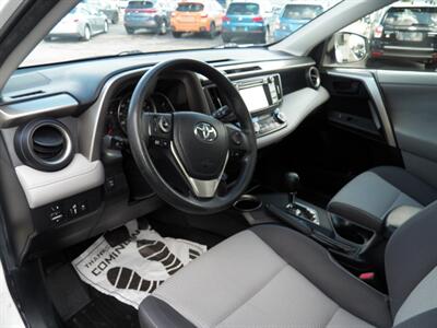 2013 Toyota RAV4 XLE AWD - Photo 8 - Mishawaka, IN 46545