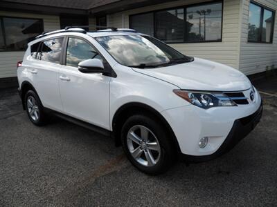 2013 Toyota RAV4 XLE AWD - Photo 2 - Mishawaka, IN 46545