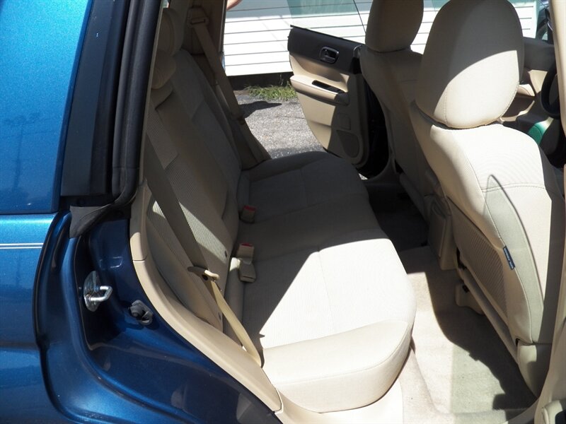2007 Subaru Forester 2.5 X AWD - Photo 9 - Mishawaka, IN 46545