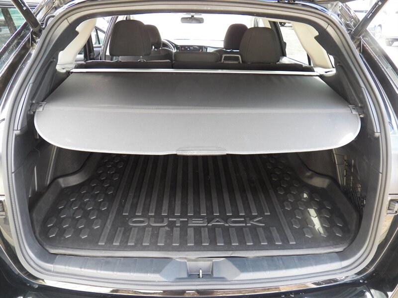 2024 Subaru Outback Premium AWD - Photo 9 - Mishawaka, IN 46545