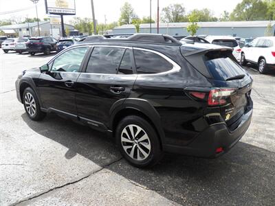 2024 Subaru Outback Premium AWD - Photo 5 - Mishawaka, IN 46545