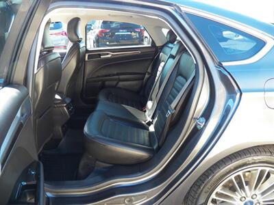 2015 Ford Fusion SE AWD - Photo 10 - Mishawaka, IN 46545