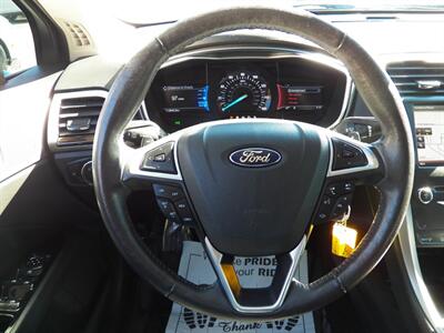 2015 Ford Fusion SE AWD - Photo 19 - Mishawaka, IN 46545