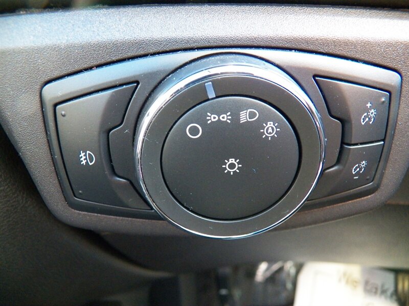 2015 Ford Fusion SE AWD - Photo 29 - Mishawaka, IN 46545