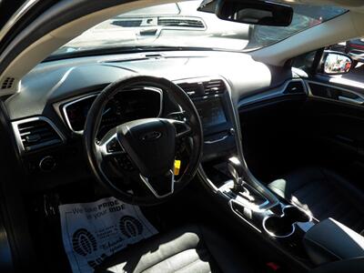 2015 Ford Fusion SE AWD - Photo 9 - Mishawaka, IN 46545