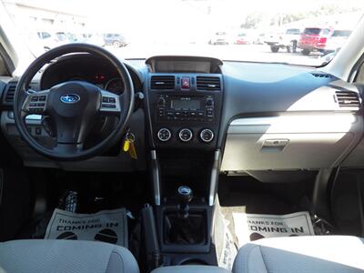 2015 Subaru Forester 2.5i Premium AWD - Photo 18 - Mishawaka, IN 46545